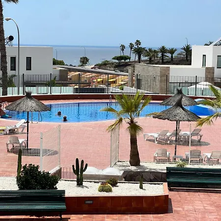 Paulmarie Duplex Ocean View Apartment *